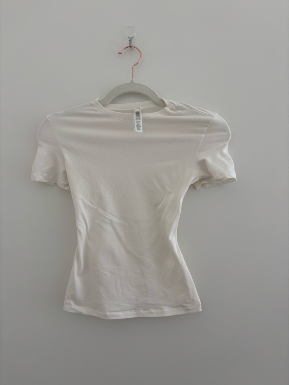 Skims off white short sleeve tshirt